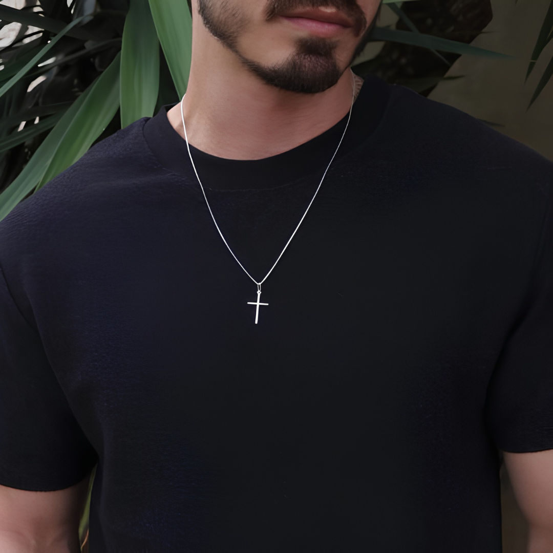 Colar Crucifixo em Prata 925